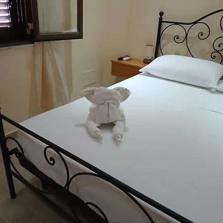 Alfa & Phi Bed & Breakfast *