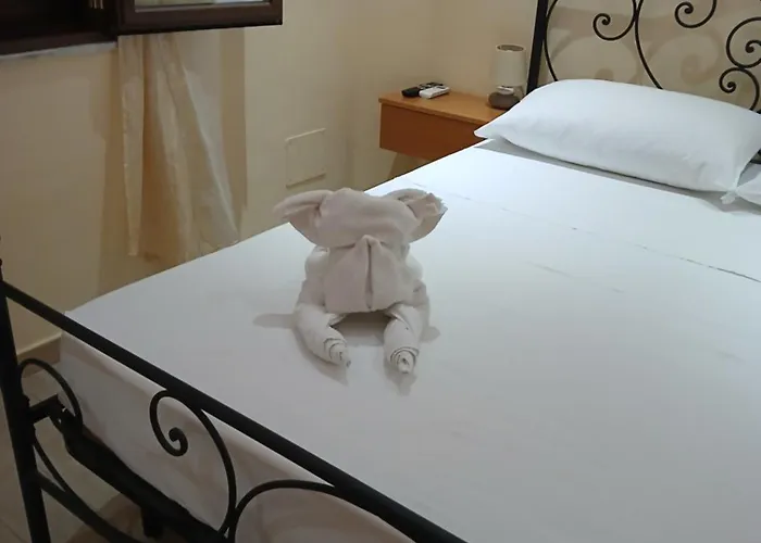 Alfa & Phi Bed & Breakfast 3*